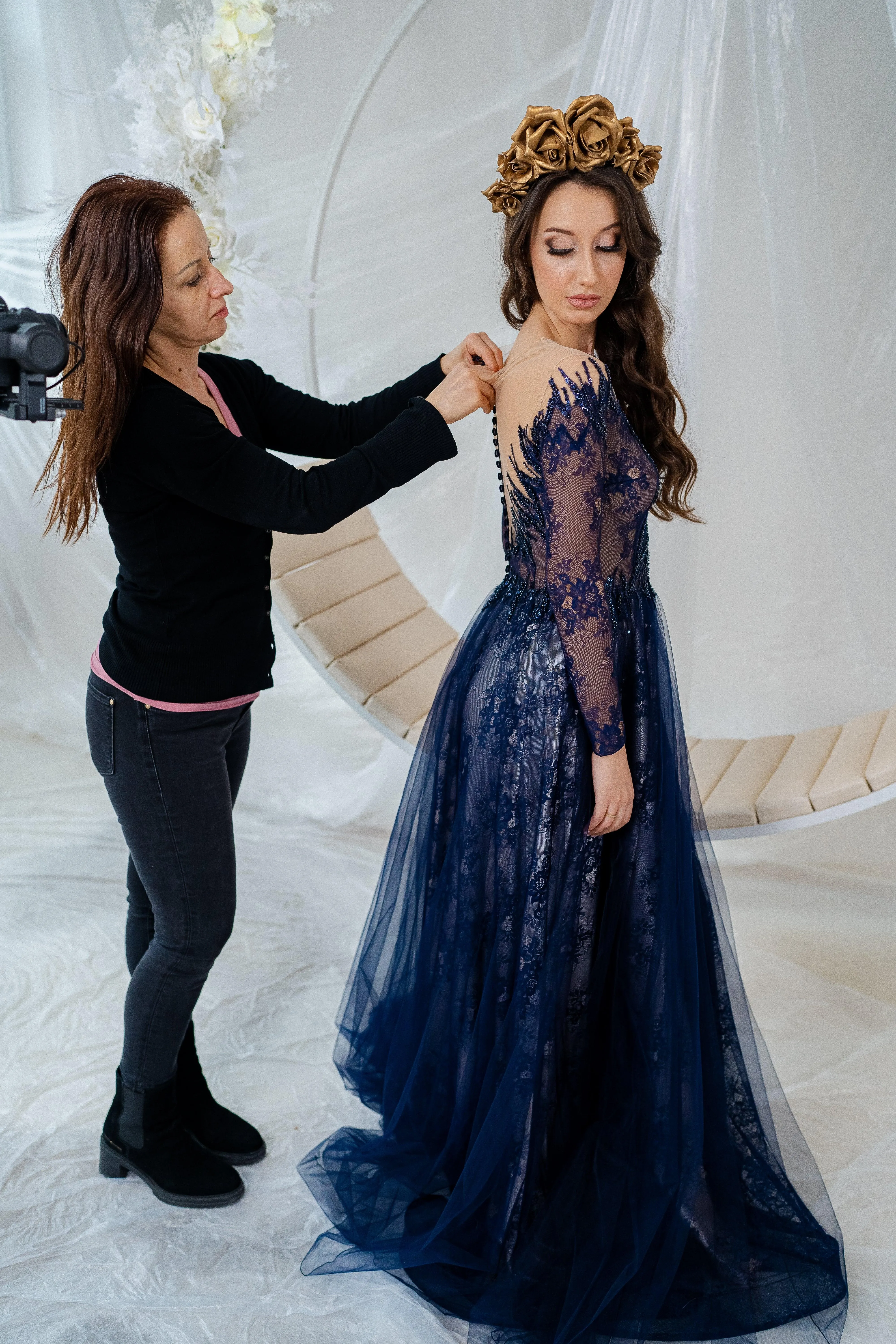 Unique Blue Lace Gown with Long Sleeves